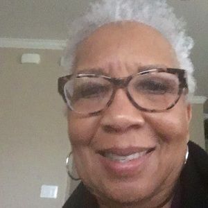 Meet your Posher, Sharon